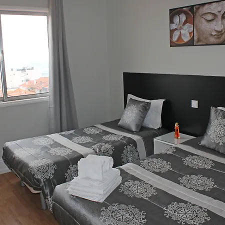 Lunar 3* Porto
