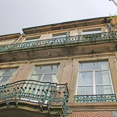 Lunar Guest house 3*