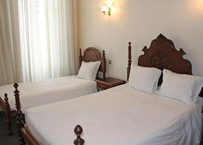 Lunar ゲストハウス ポルト