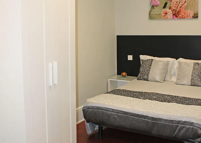 Lunar ゲストハウス