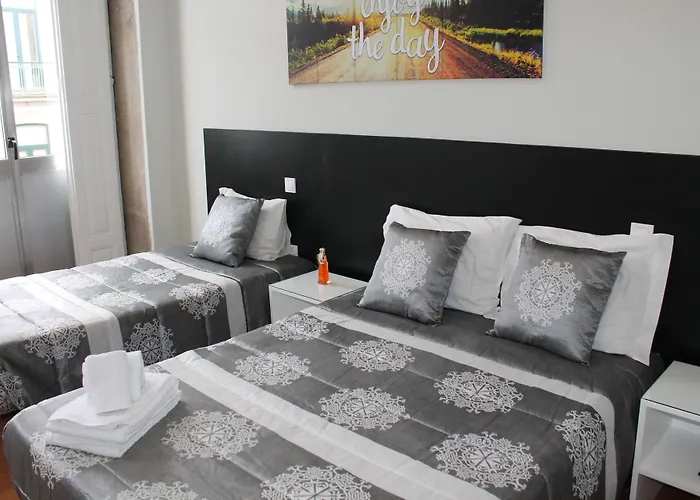 Lunar ゲストハウス