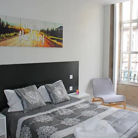 Lunar Guest house 3*