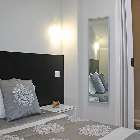 Lunar Guest house 3*