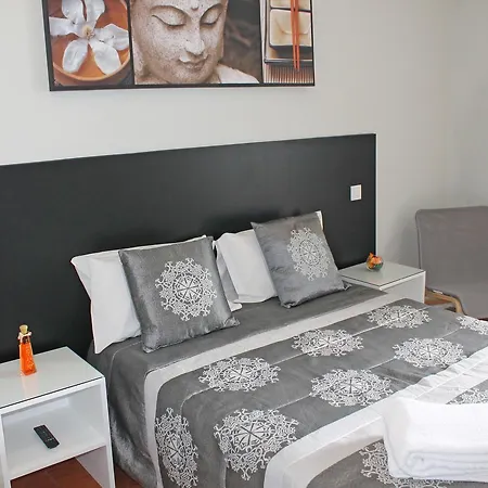 Guest house Lunar
