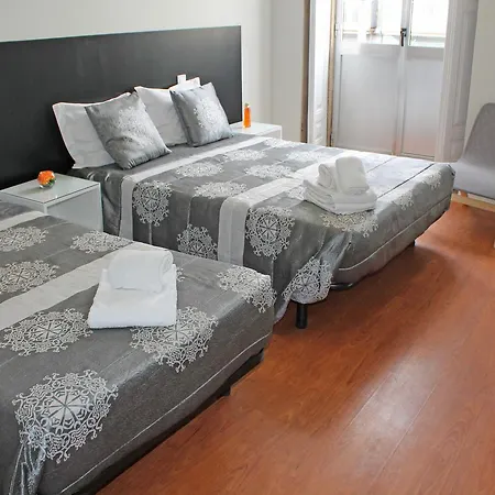 Lunar Guest house 3*