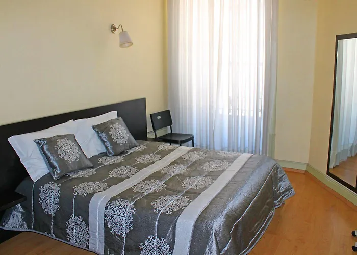 Lunar Affittacamere Oporto